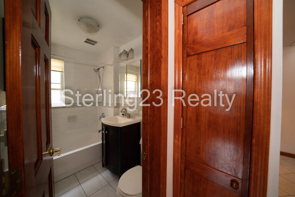 22-33 24th Street - Photo 4