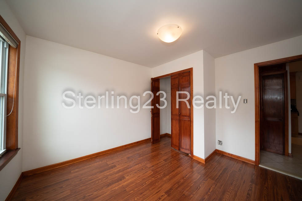 22-33 24th Street - Photo 3