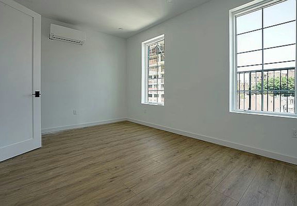 1691 Carroll Street - Photo 1