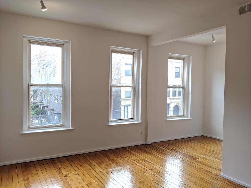 722 West 18th Street - Photo 4