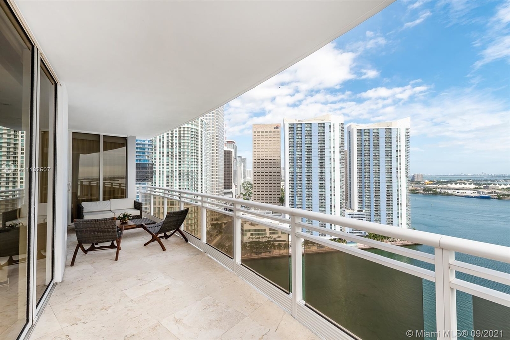 901 Brickell Key Blvd - Photo 1