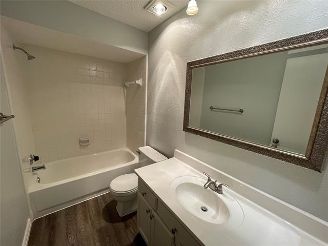 8802 Deerwood Drive - Photo 15