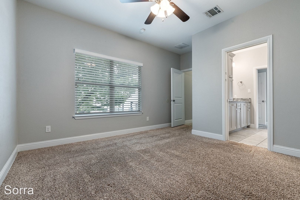 2832 Forest Park - Photo 10