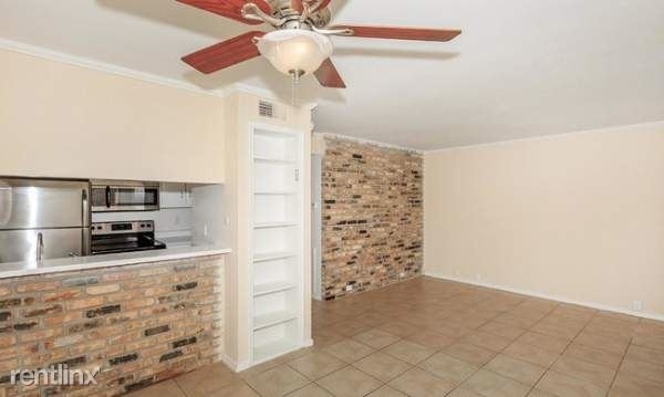 5920 Beverlyhill Street - Photo 2