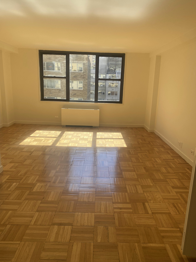 333 East 49th Street - Photo 1