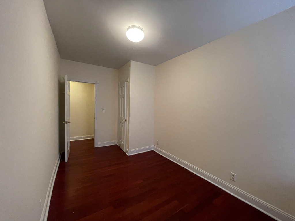 270 Fort Washington Avenue - Photo 1