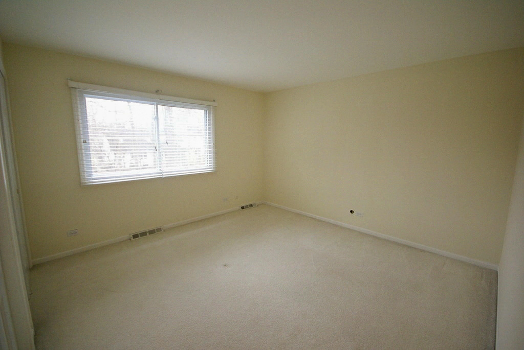 923 South Charles Avenue - Photo 10