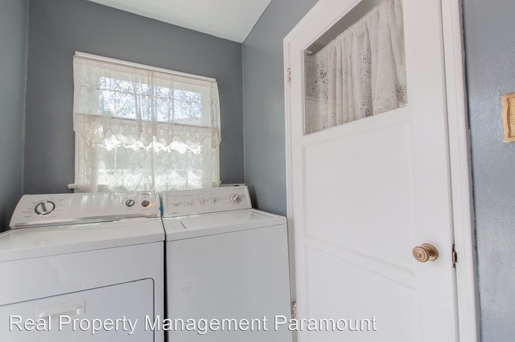 5715 Bowesfield Street - Photo 22