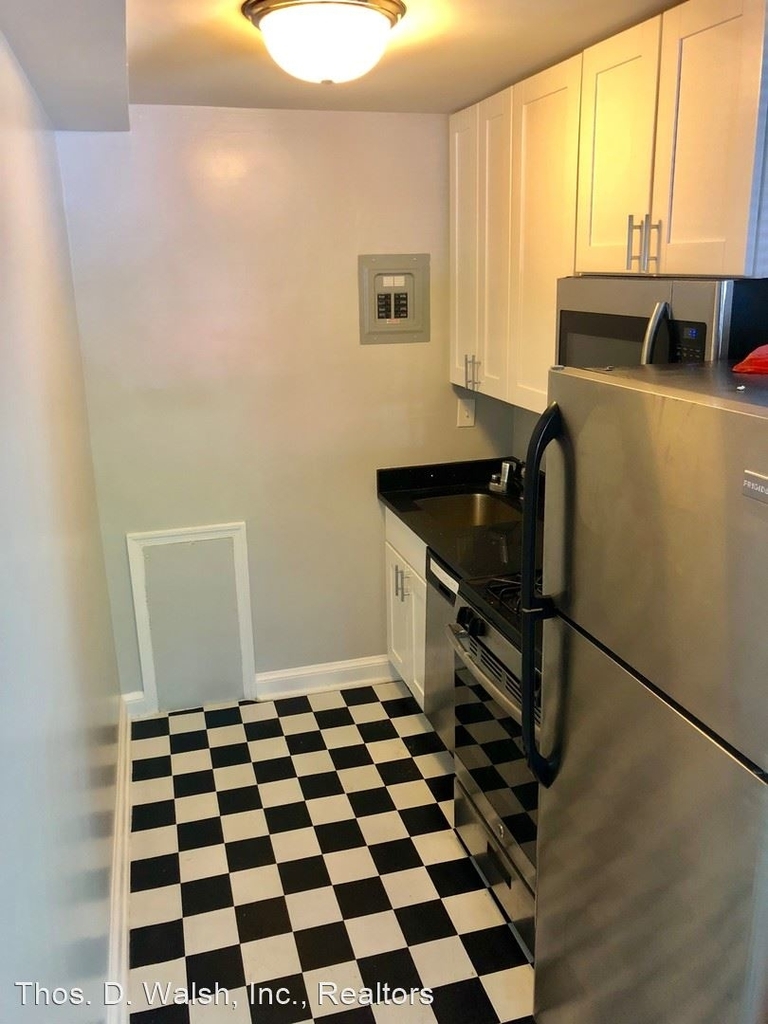 1711 T St Nw - Photo 2