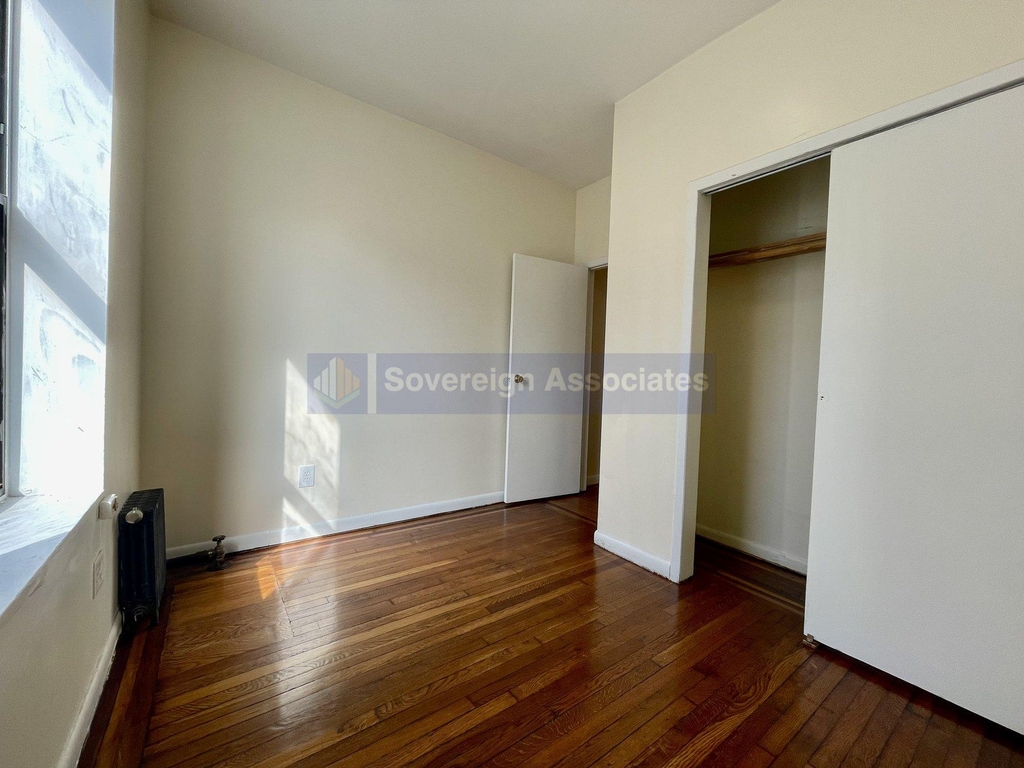 820 West 180th St - Photo 3