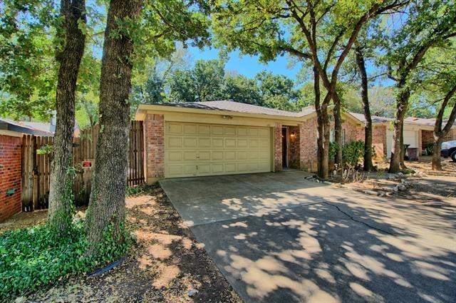 1211 Cardinal Oaks Drive - Photo 1