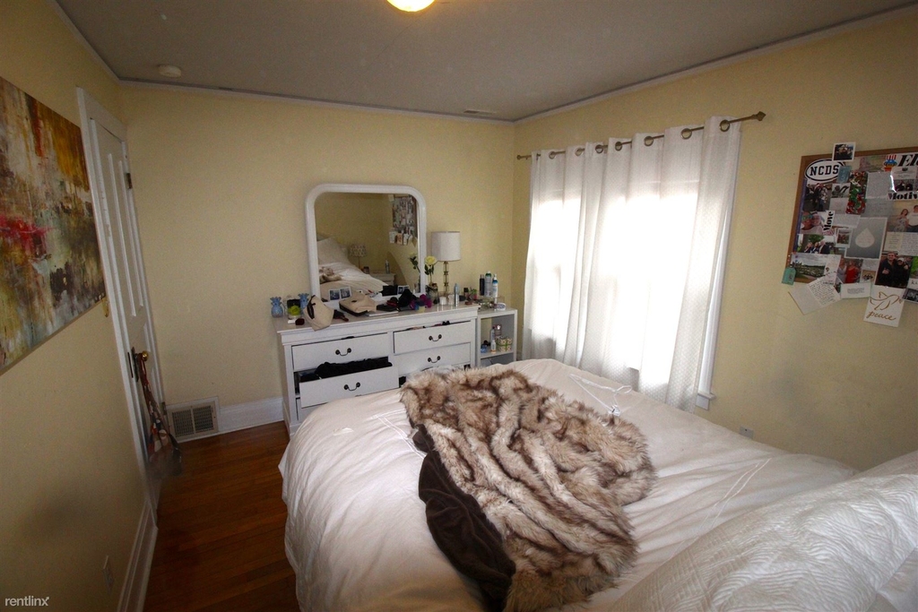 214 N 1st St Apt 2 - Photo 8