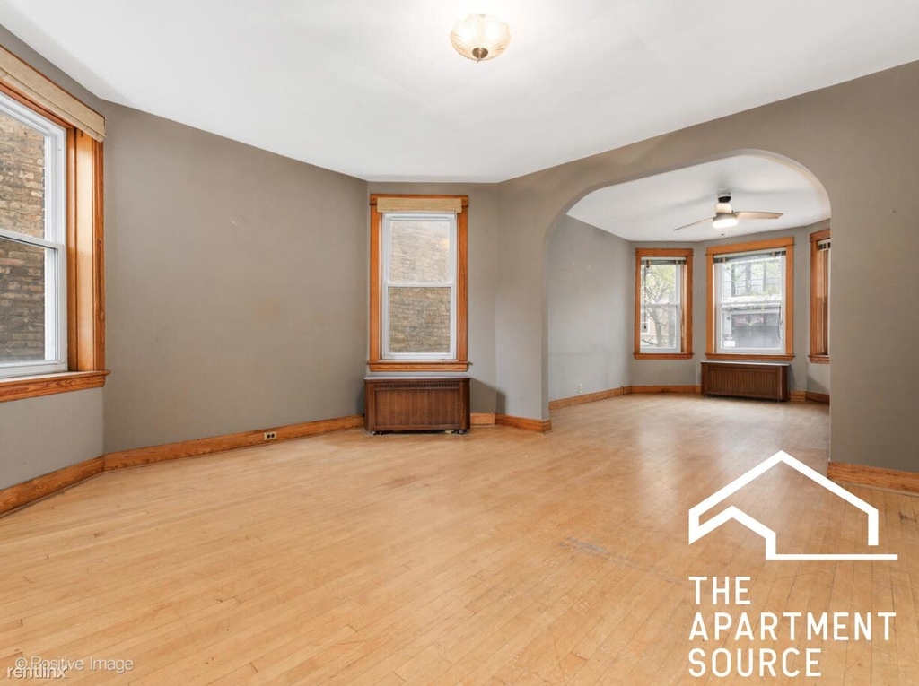 2042 W Armitage Ave - Photo 2