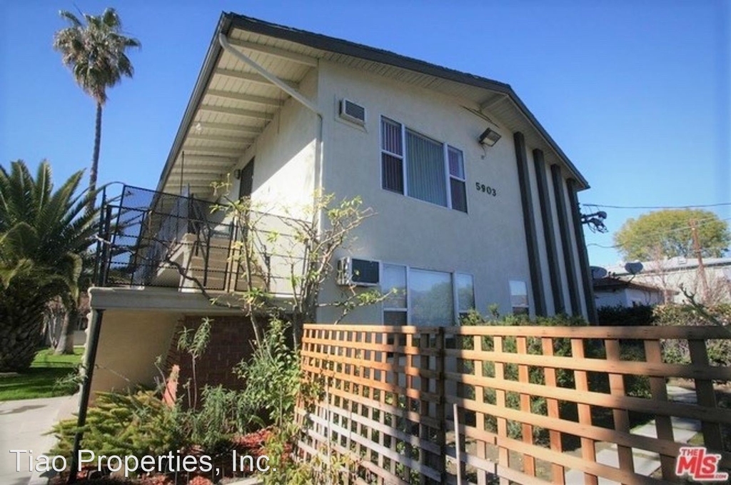 5903 Cahuenga Blvd - Photo 1