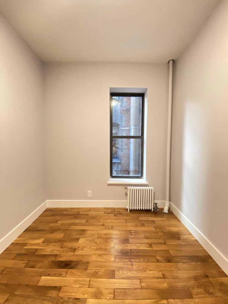 561 Lenox Avenue - Photo 6