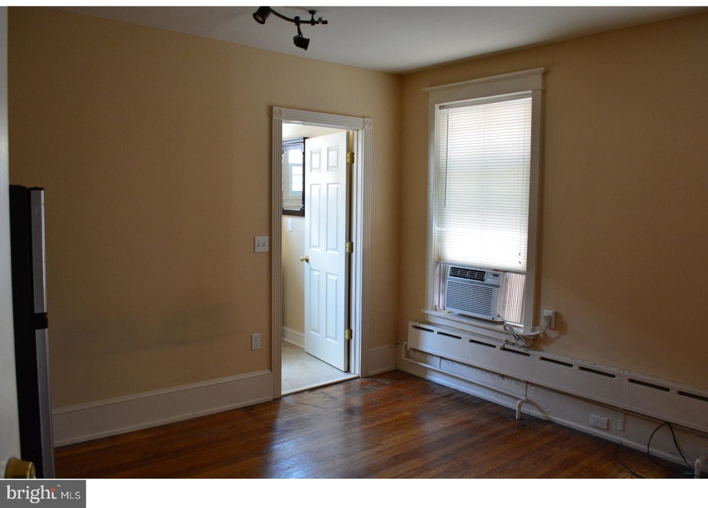 338 S 16th Street - Photo 1