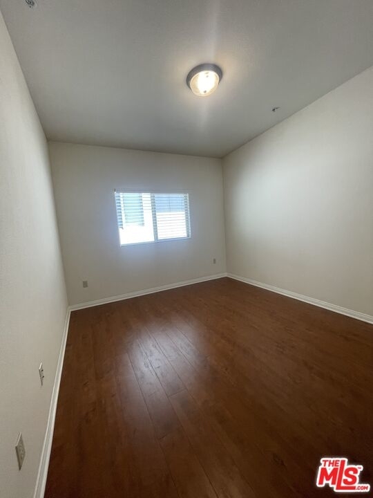 15024 Magnolia Blvd - Photo 14