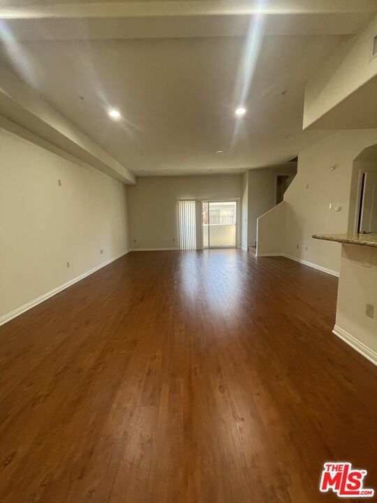 15024 Magnolia Blvd - Photo 4