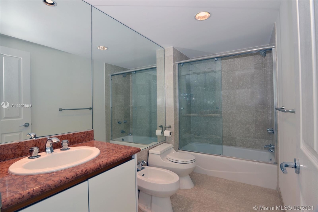 2127 Brickell Ave - Photo 20