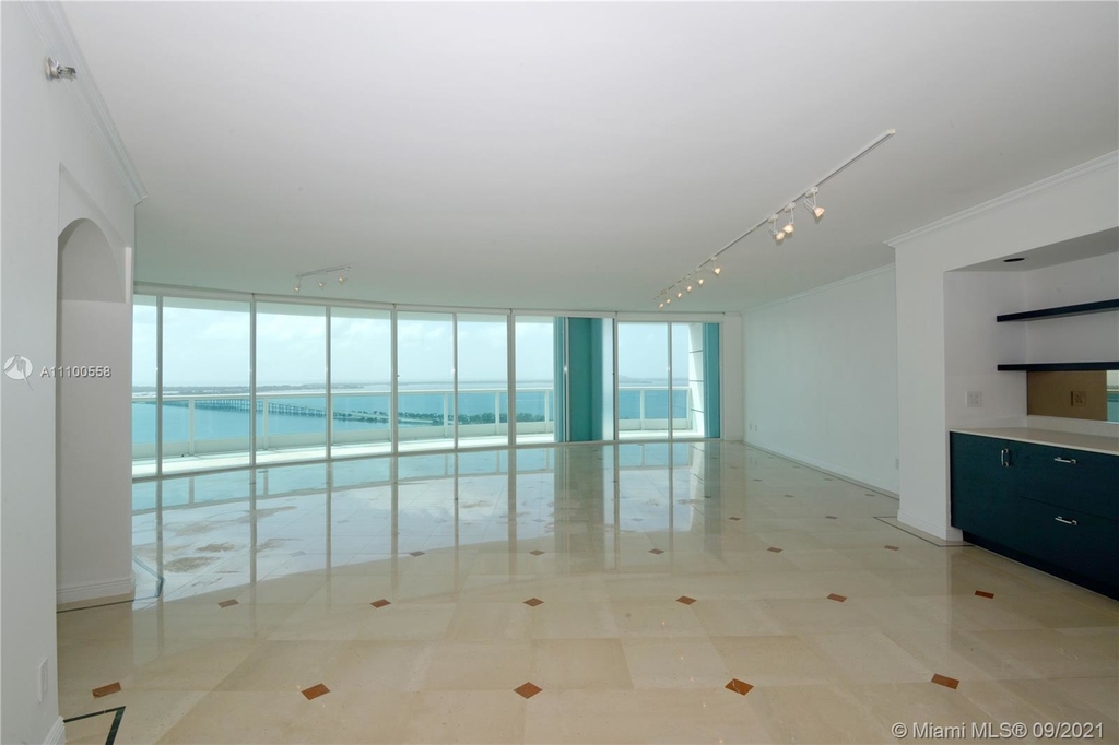 2127 Brickell Ave - Photo 3