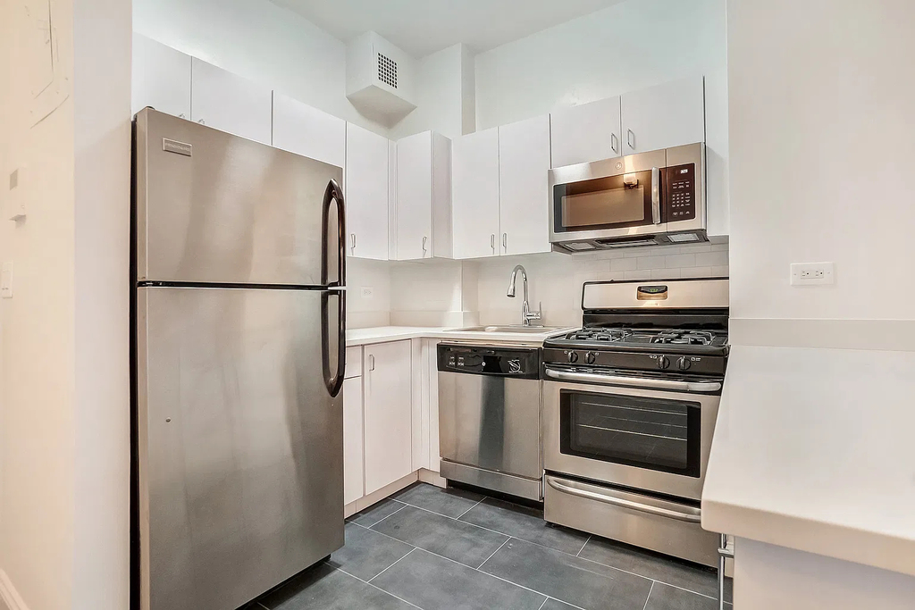 West 22nd Street - Photo 2