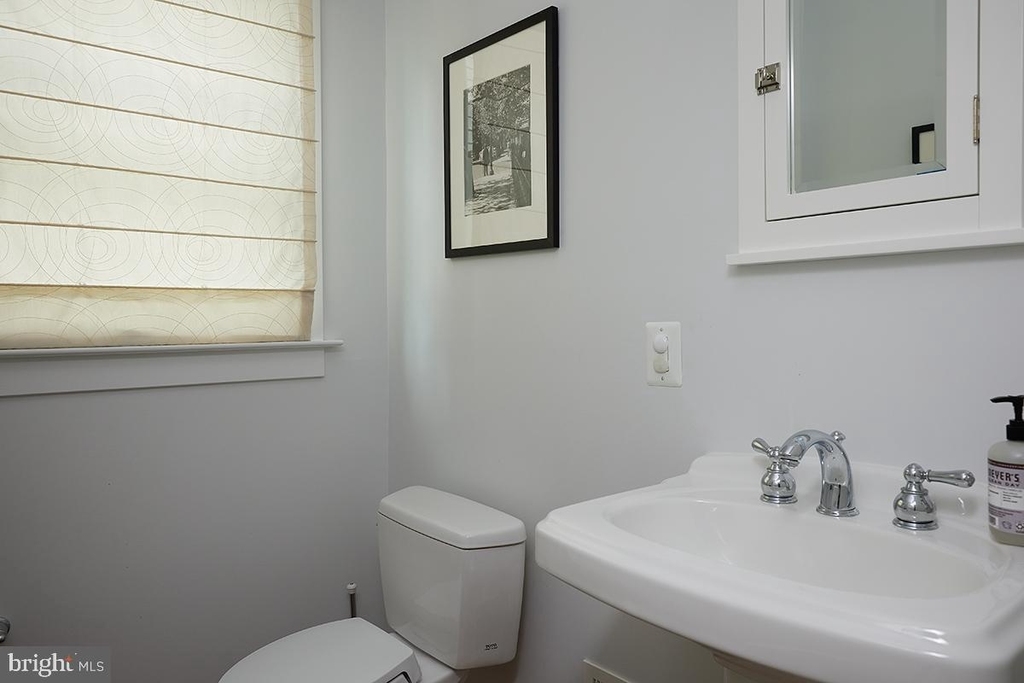2811 35th St Nw - Photo 33