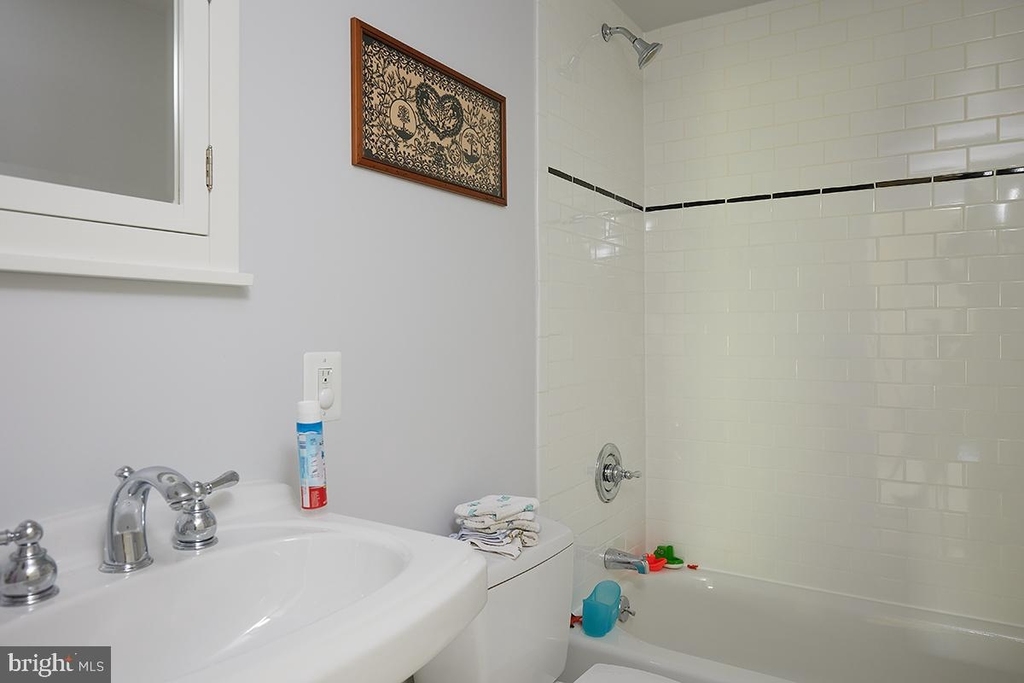 2811 35th St Nw - Photo 34
