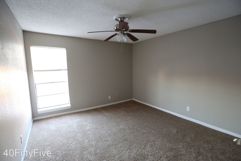 4055 South Braeswood Blvd - Photo 2