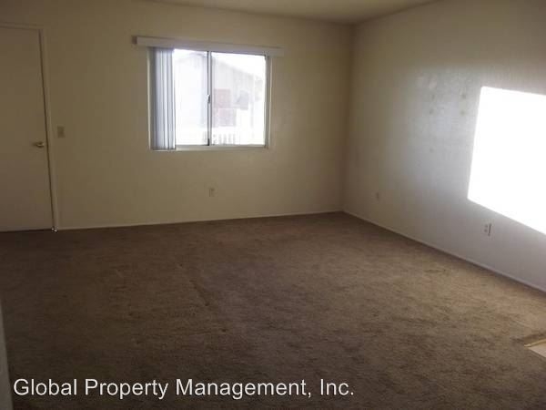 11595 White Ave - Photo 3