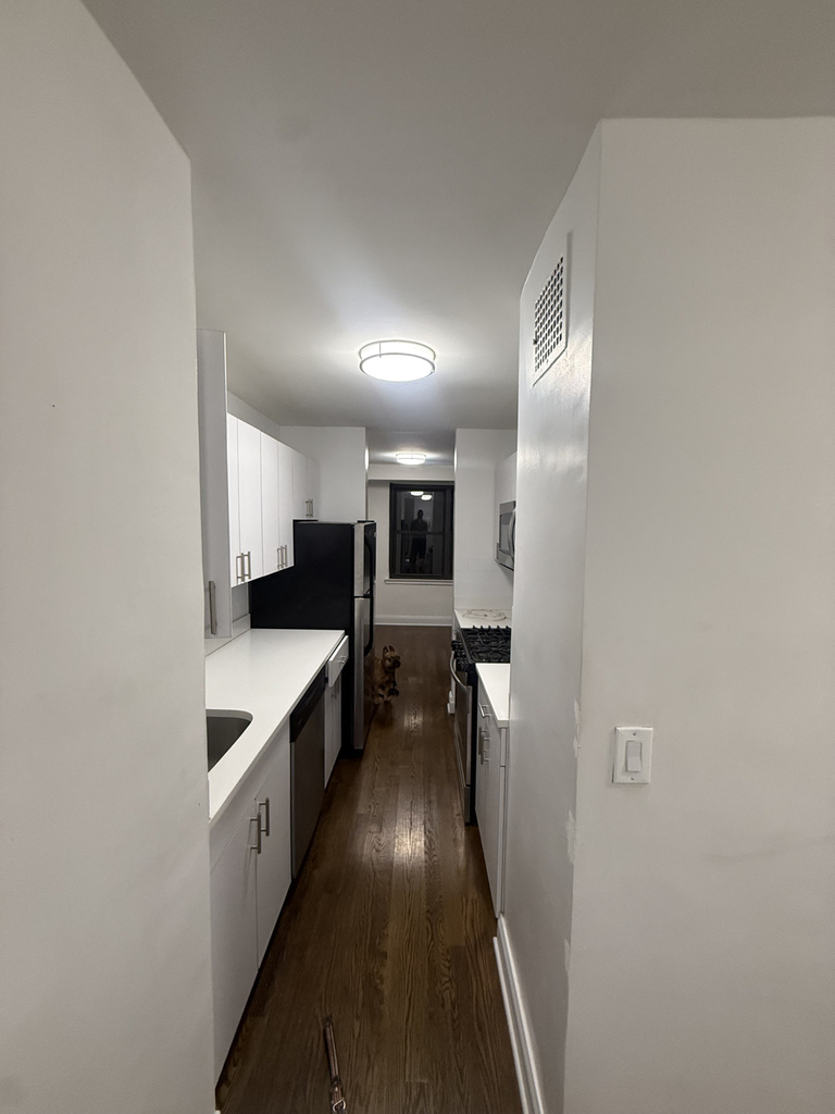 240 East 82nd Street - Photo 11