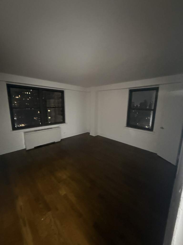 240 East 82nd Street - Photo 13