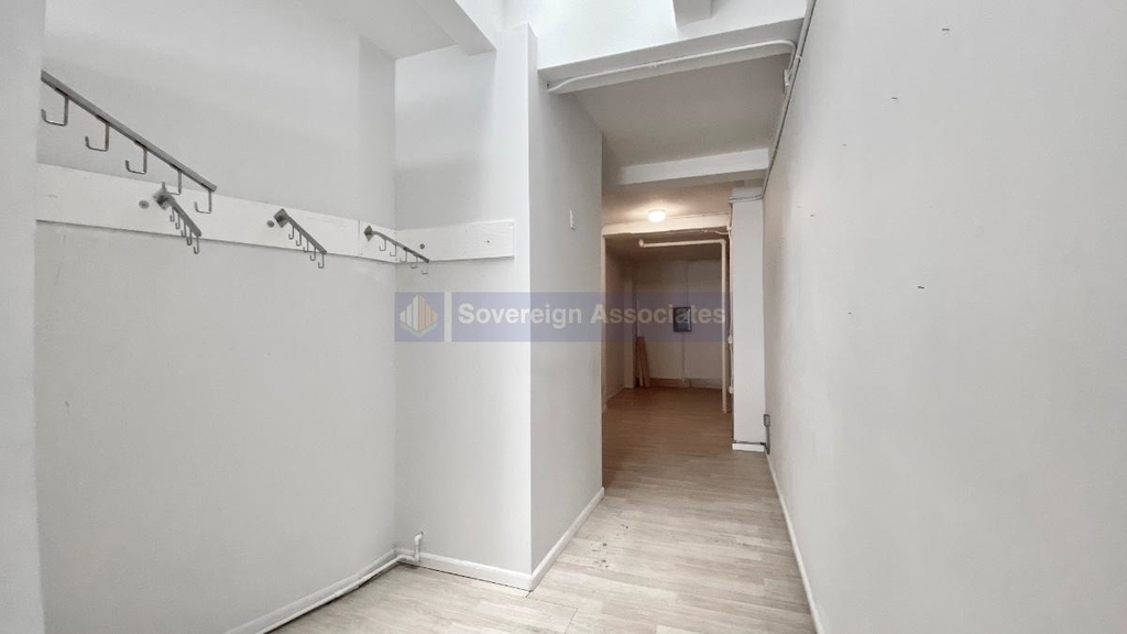 5008 Broadway - Photo 3