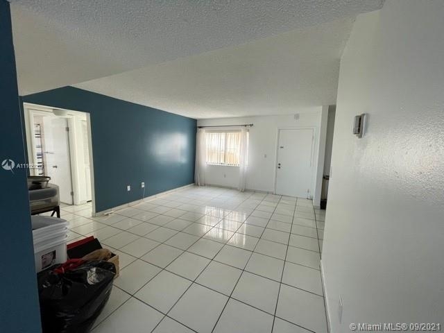 8005 Sw 107th Ave - Photo 5