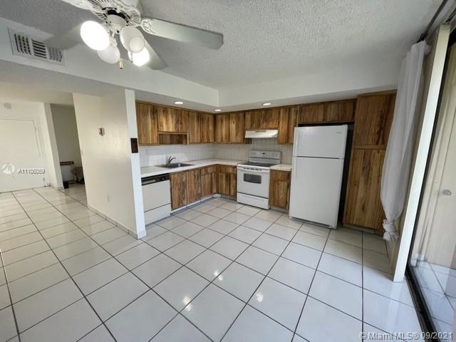 8005 Sw 107th Ave - Photo 4