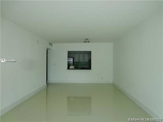 19390 Collins Ave - Photo 4