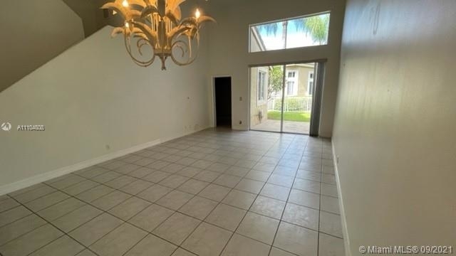 1124 Sw 158th Ave - Photo 11