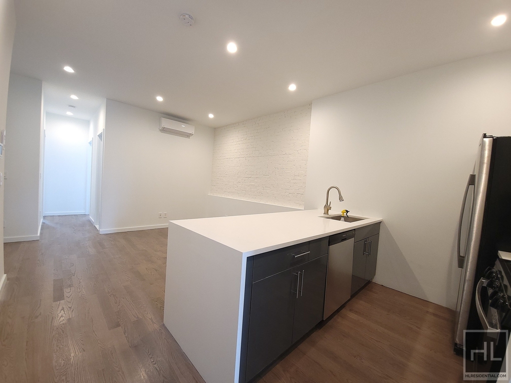 832 Flatbush Avenue - Photo 3