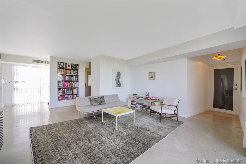 5701 Biscayne Blvd - Photo 2