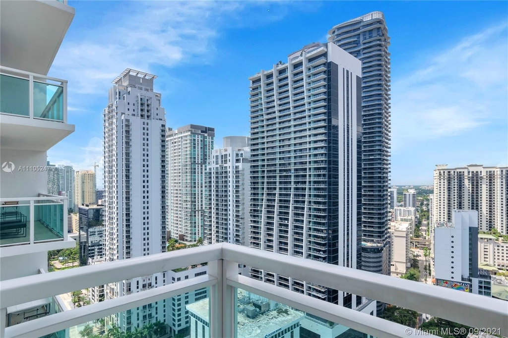 951 Brickell Ave - Photo 4