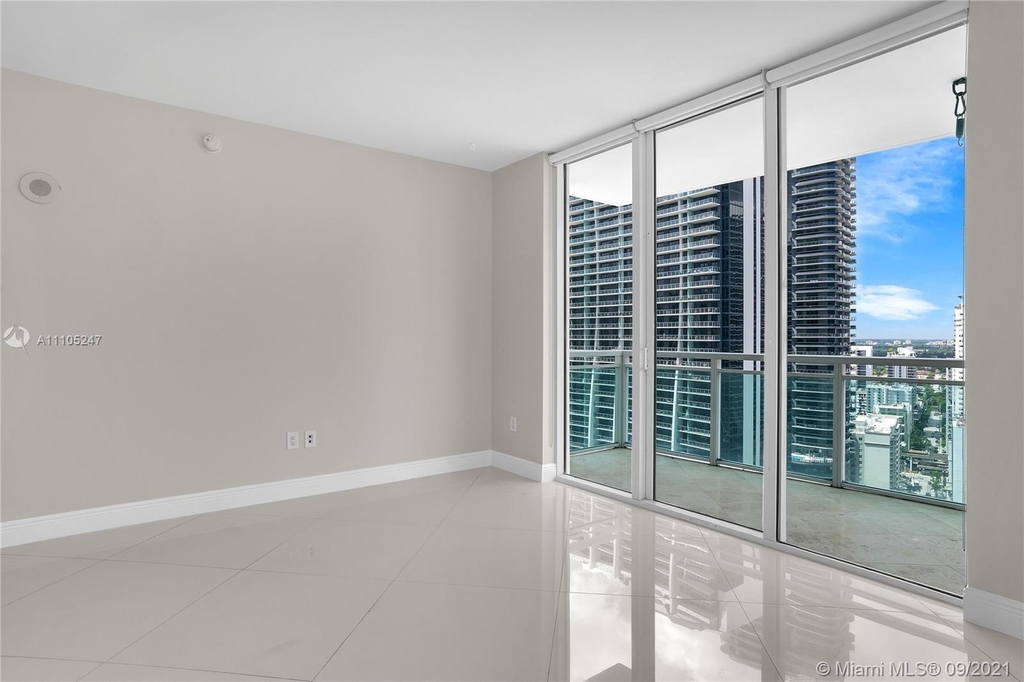 951 Brickell Ave - Photo 11