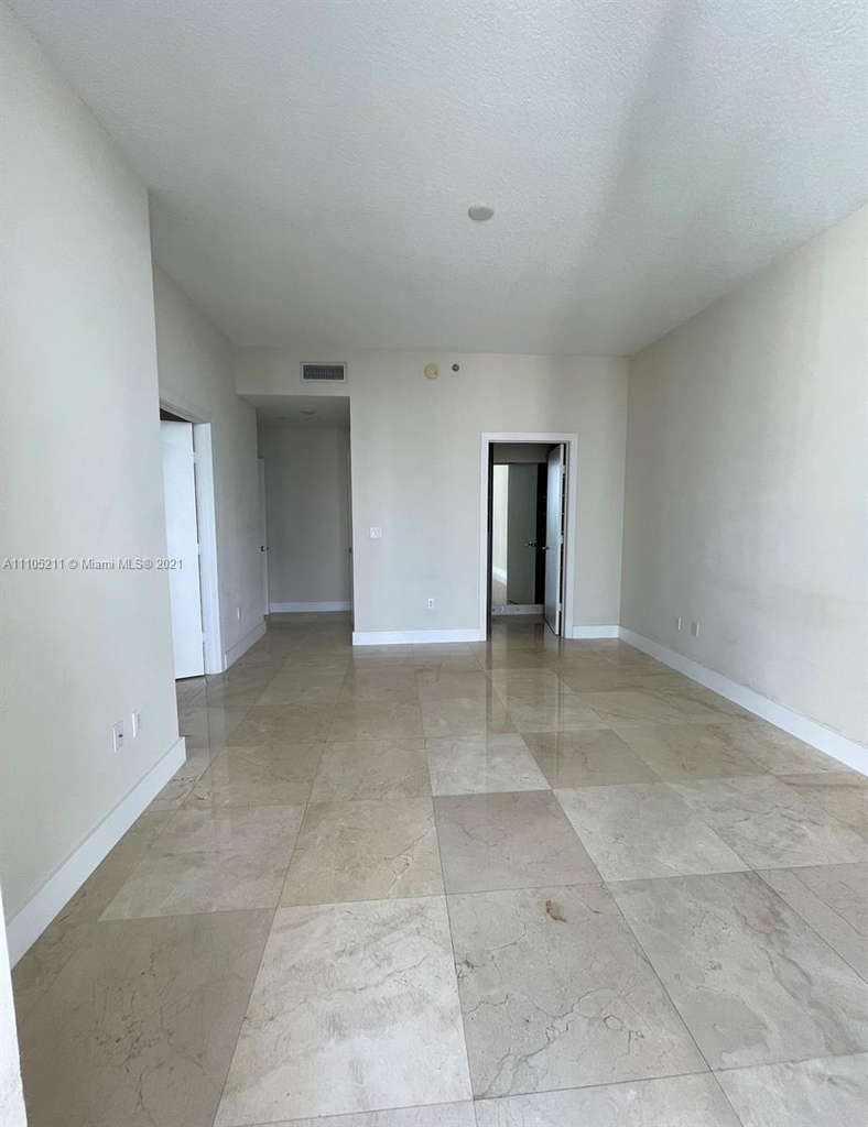 1060 Brickell Ave - Photo 12