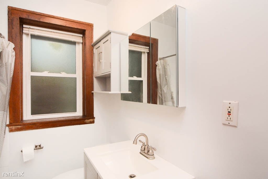 2135 N. Leavitt, Unit 1f - Photo 17