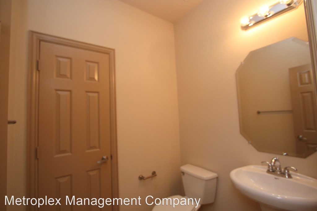 12164 Walden Wood Dr. - Photo 5