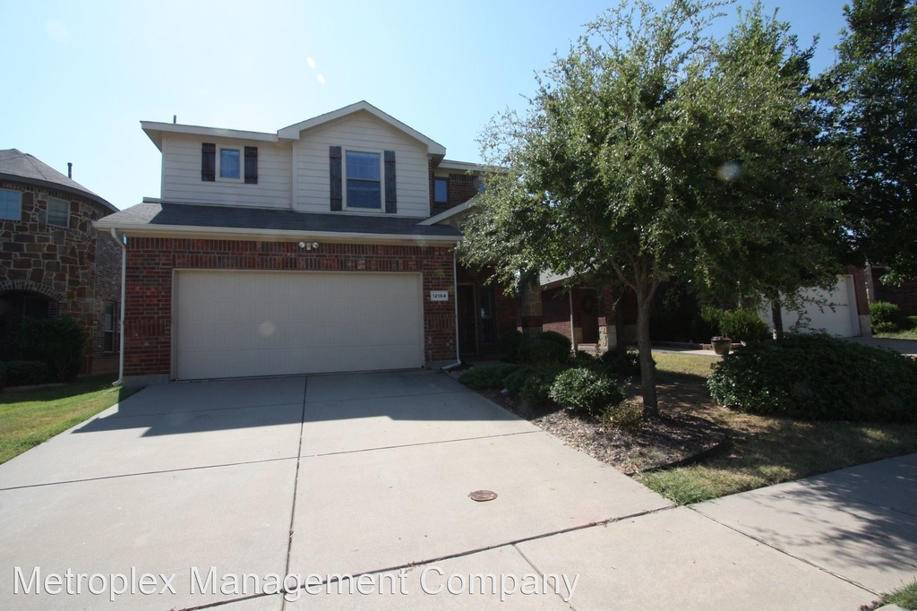 12164 Walden Wood Dr. - Photo 0