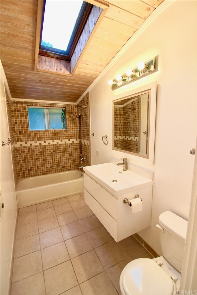 5179 Canoga Avenue - Photo 9