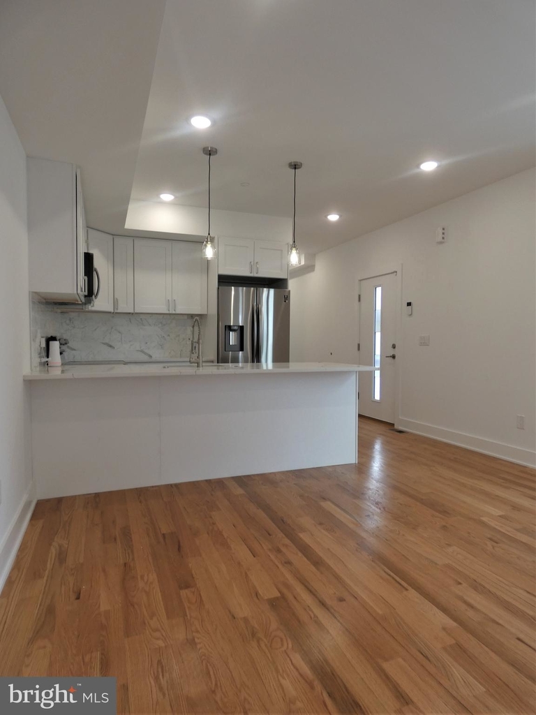 449 W Norris Street - Photo 6