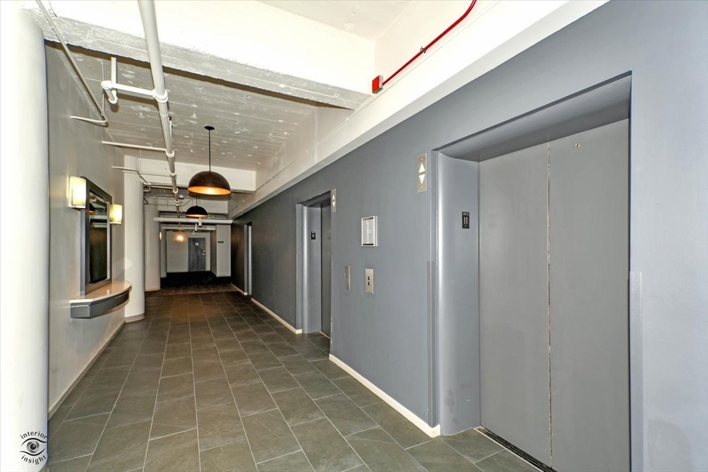 165 North Canal Street - Photo 1