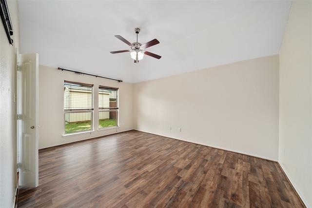 512 Thunder Trail - Photo 1