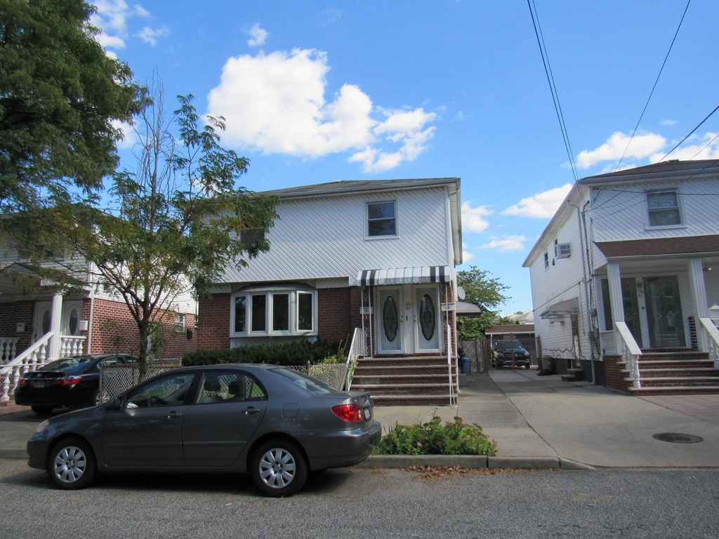 149-37 259th Street - Photo 2