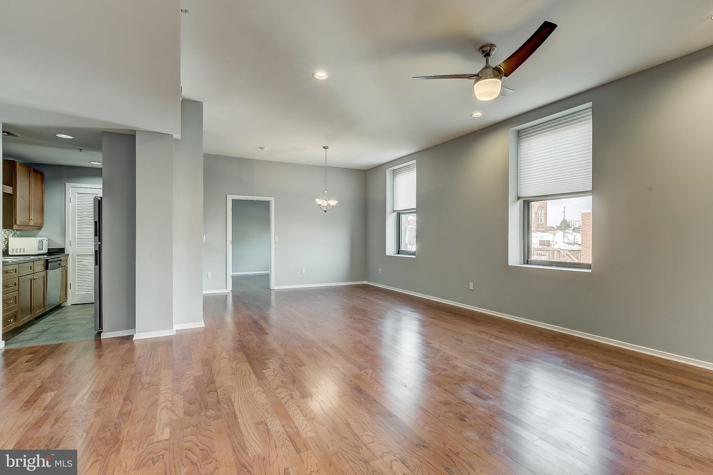 1211 Light Street - Photo 11